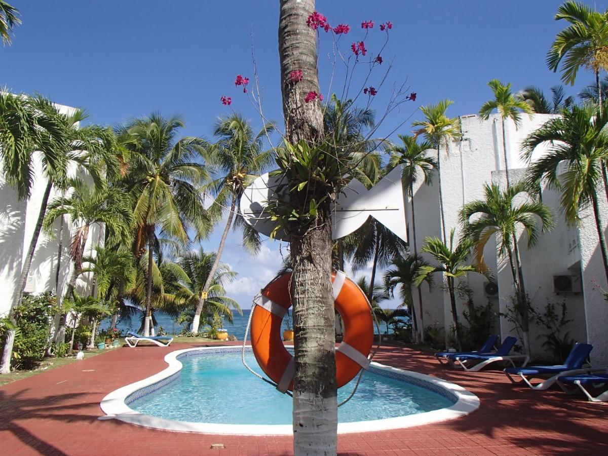 Chrisanns Beach Resort Ocho Rios Ngoại thất bức ảnh